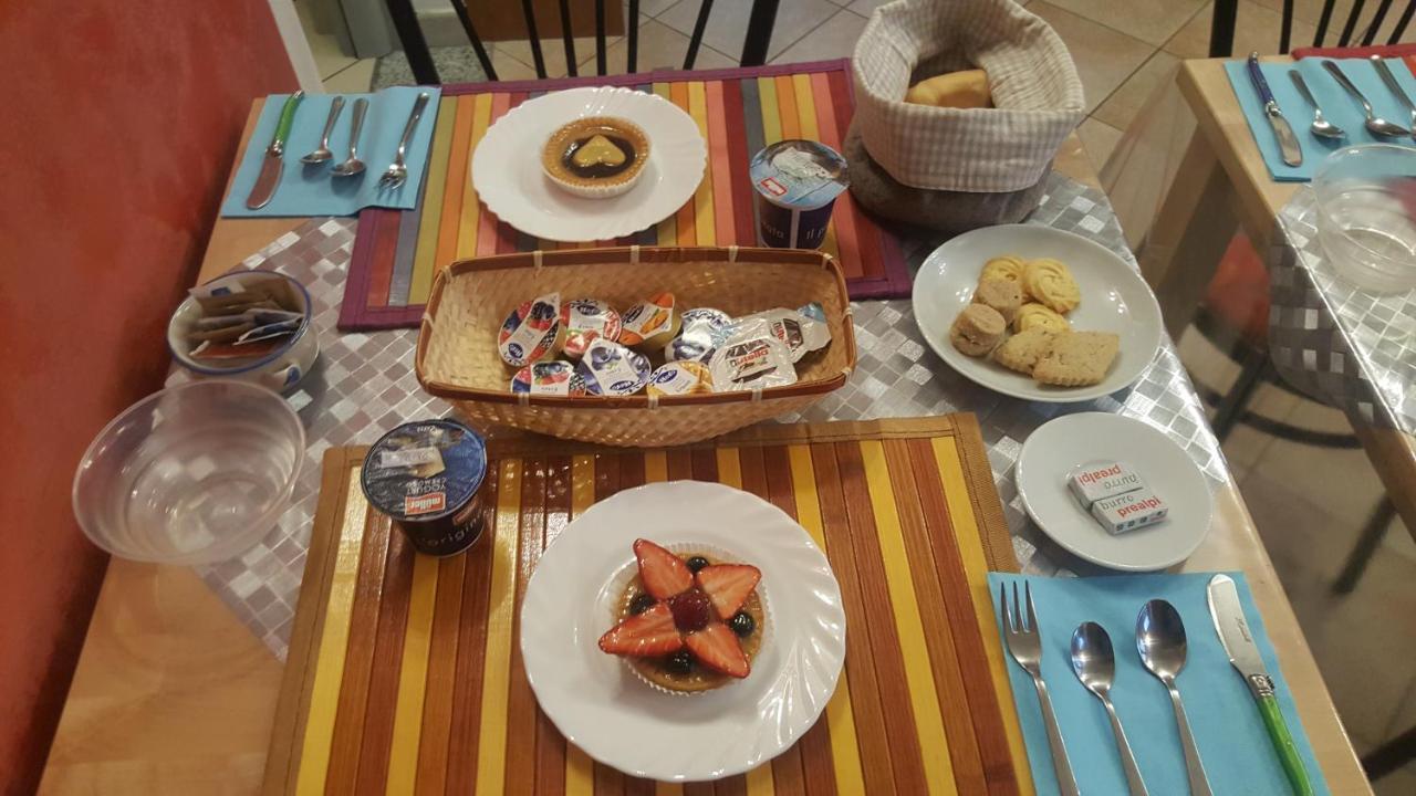 La Casa Del Grillo 1 Frühstückspension *